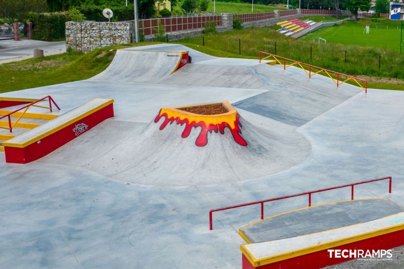 Concrete skatepark Stronie Slaskie