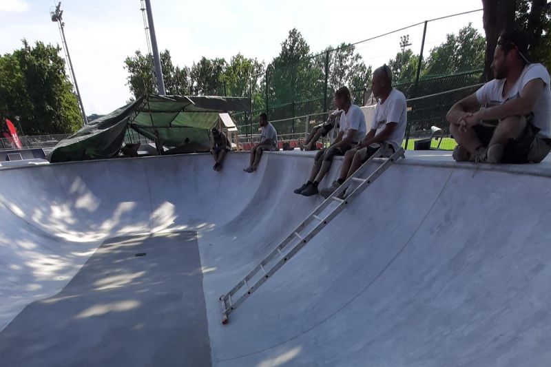 concrete skateparks