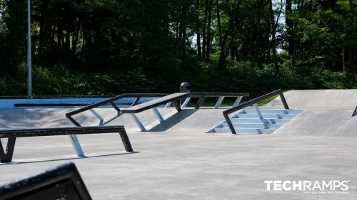 Skatepark in cemento - Rybnik (Parco Wisniowiec)