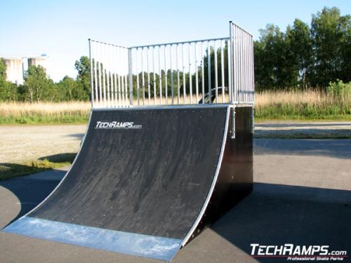 Skatepark in Karlshamn - Oljehamnsvagen - Sweden