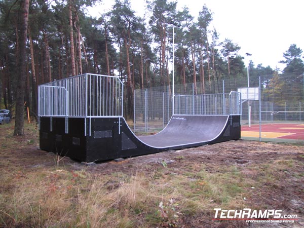 Skatepark in Żarki Letnisko