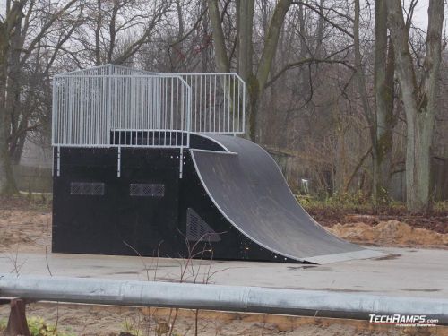 Skatepark Krasnoznamiensk (Russia)