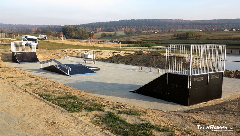 wooden skatepark