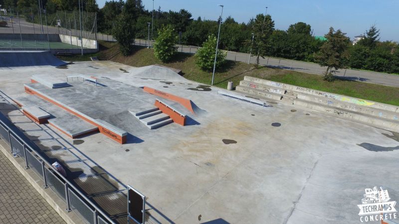 Skatepark betonowy