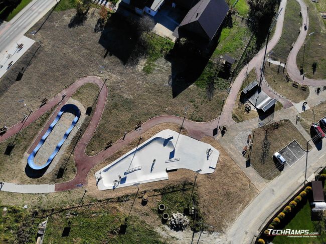 Skatepark, pumptrack i minirampa Maniowy