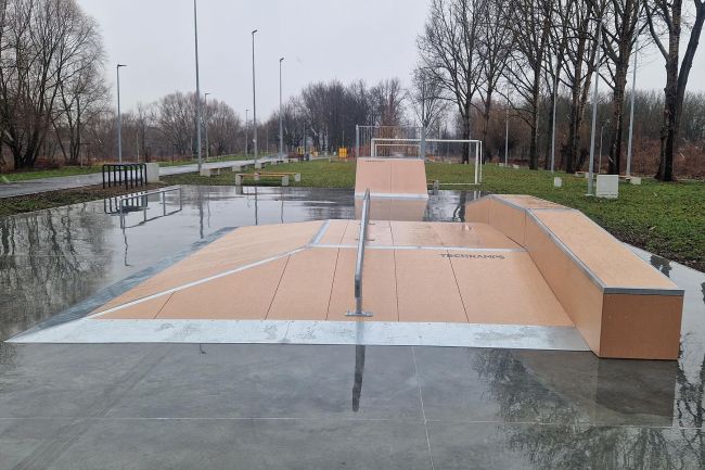 Skatepark stalowy - Jarosław 