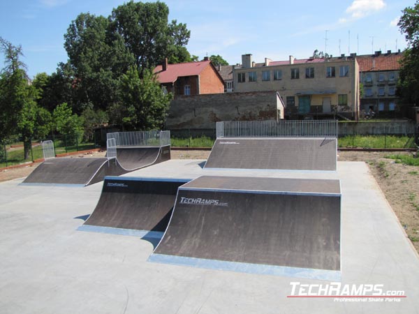 Skatepark w Dębnie_1 