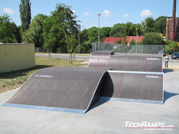 Skatepark w Dębnie_10