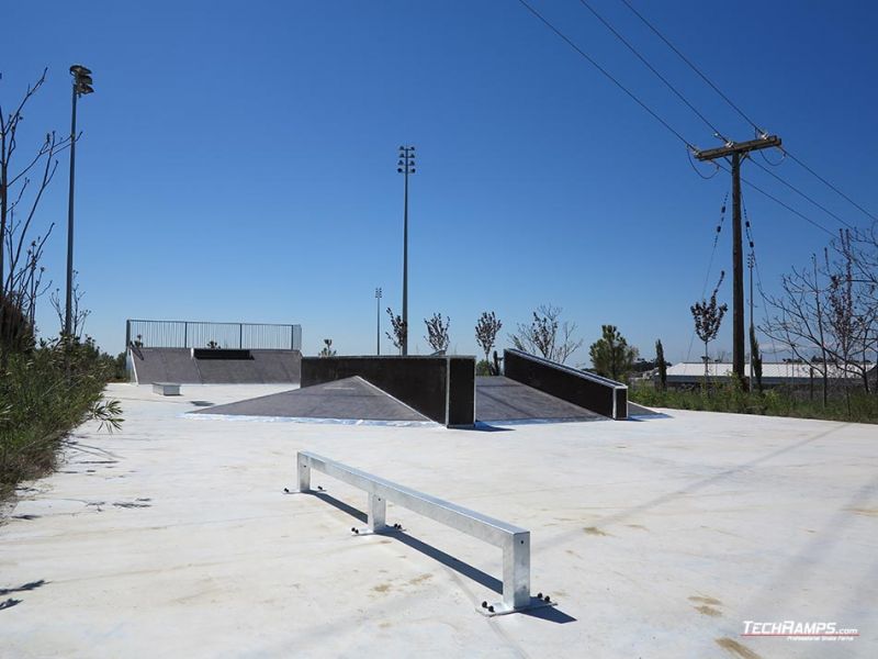 skatepark w grecji stalowy