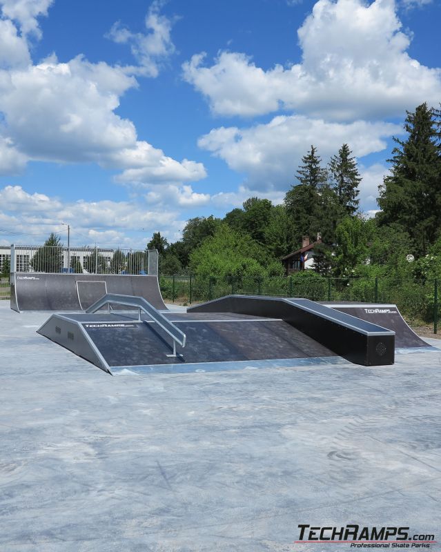 Hrubieszów - drewniany skatepark