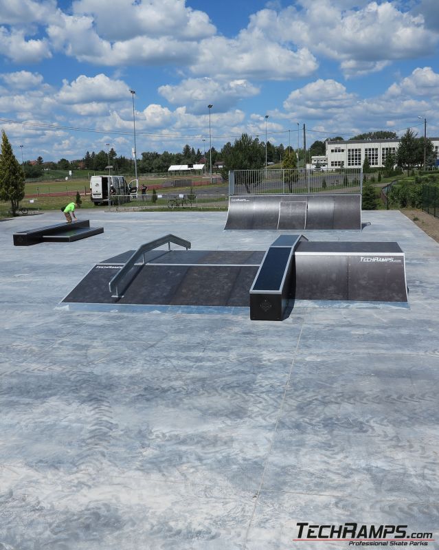 Hrubieszów - drewniany skatepark