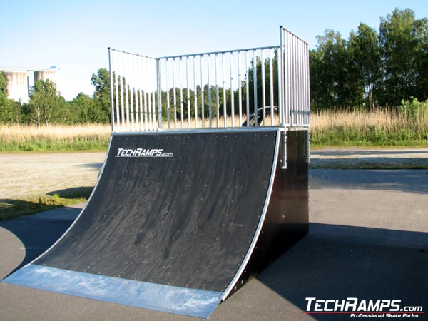 Skatepark w Karlshamn - Oljehamnsvagen - Szwecja