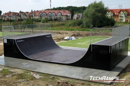 Skatepark w Mierzynie