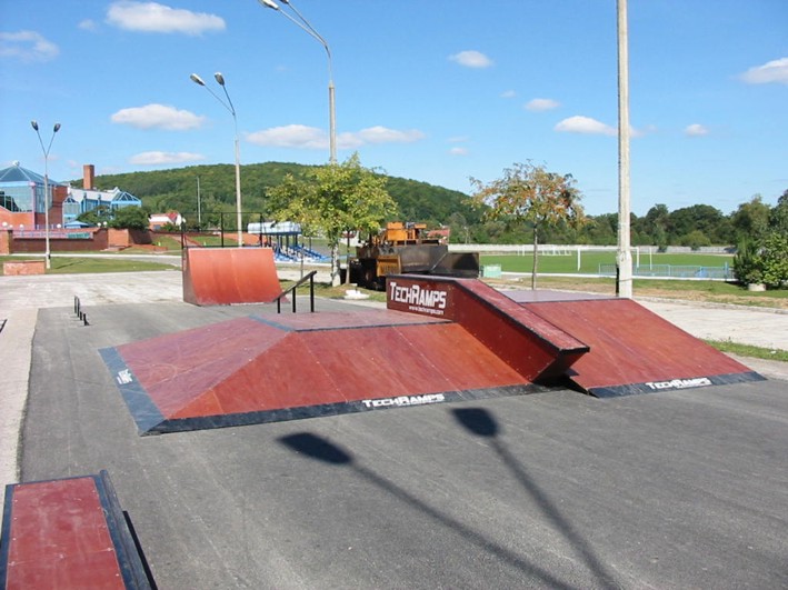 Skatepark w Nowinach 