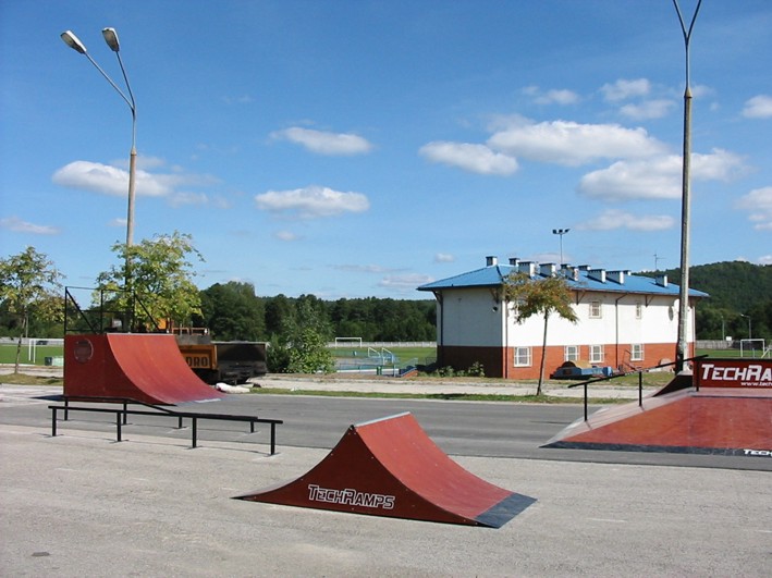 Skatepark w Nowinach 