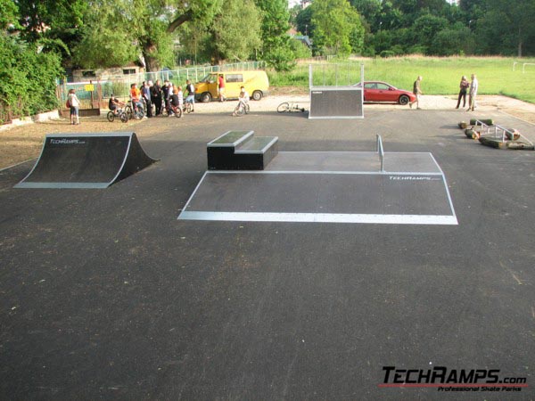 Skatepark w Obornikach Śląskich - 2