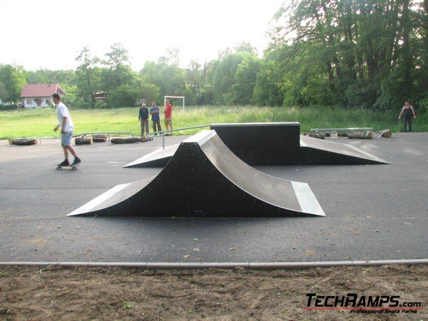 Skatepark w Obornikach Śląskich - 8