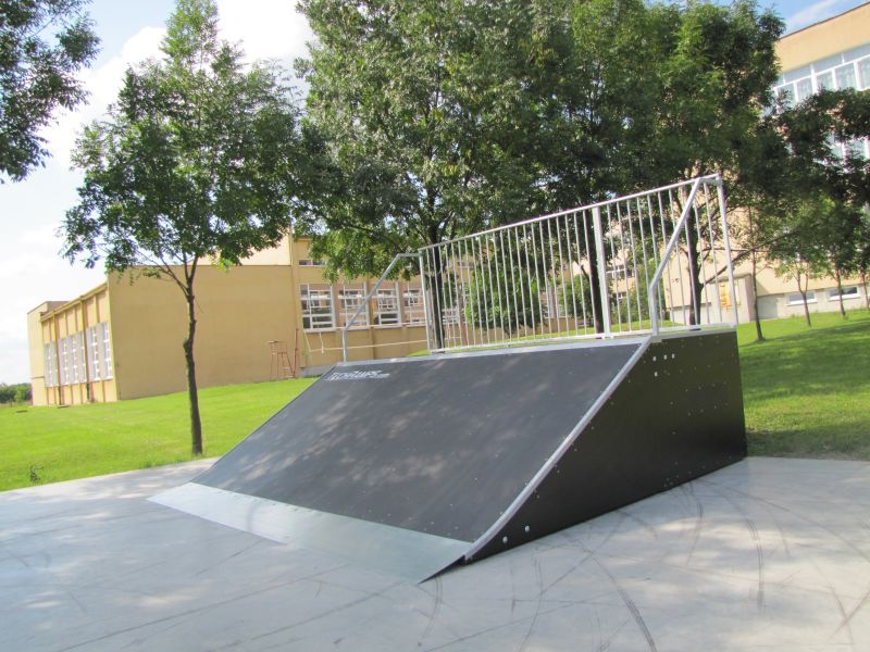 Skatepark w Opolu Lubelskim Bank Ramp