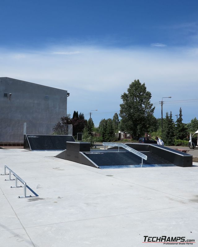 Pilawa - skatepark drewniany