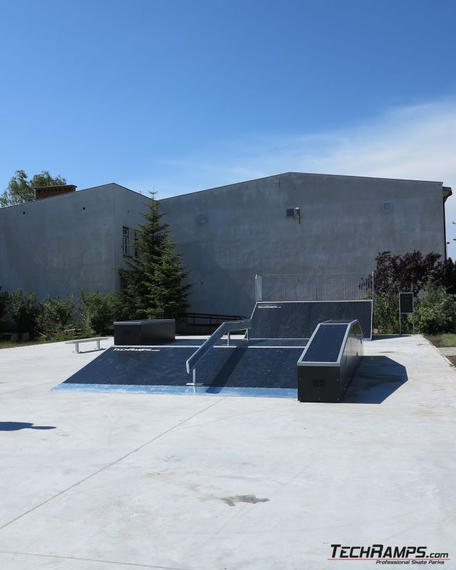 Pilawa - skatepark drewniany