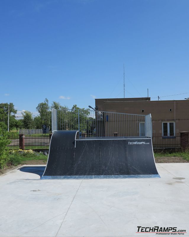 Pilawa - skatepark drewniany