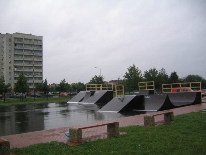 Skatepark w Policach 10