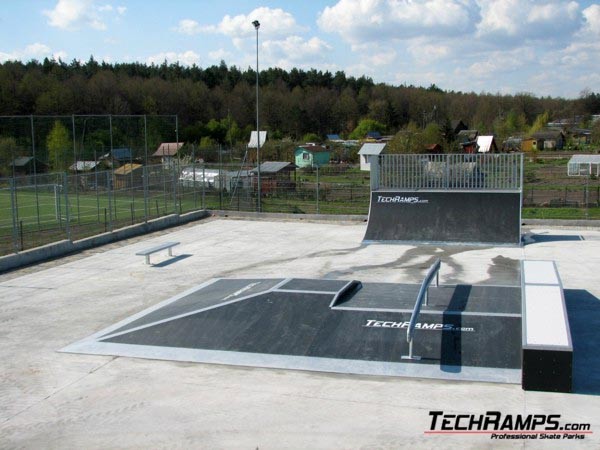 Skatepark w Poniatowej