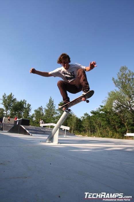 Skatepark w Puchov - 15