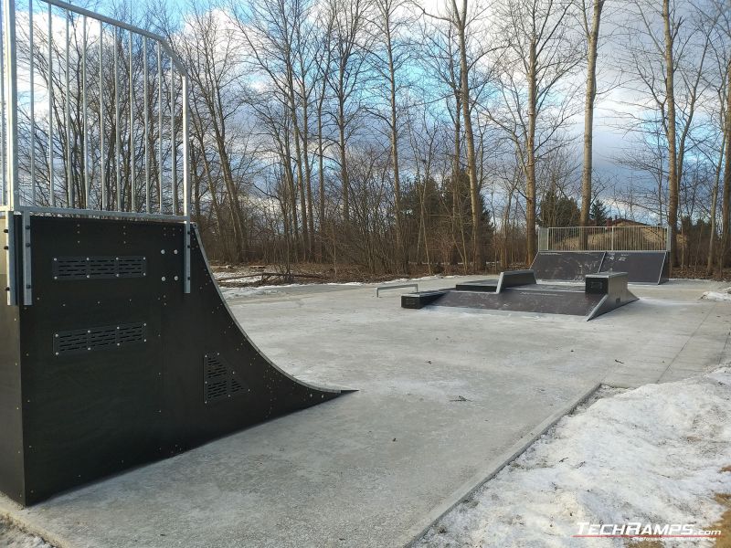 Modułowy skatepark w Warszawie dzielnicy Bemowo