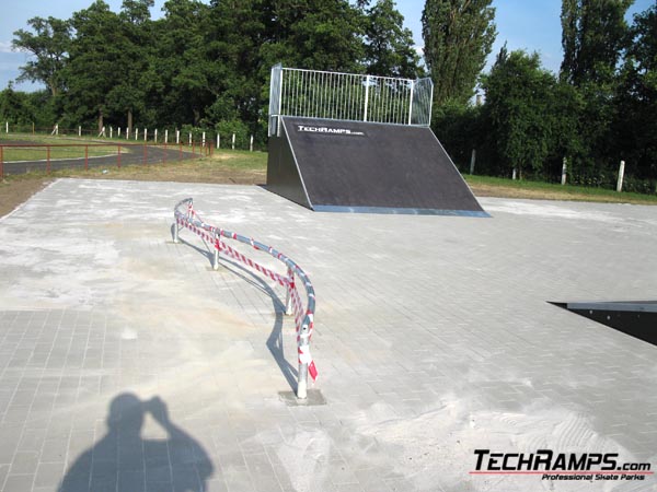 Skatepark we Wschowie poręcz