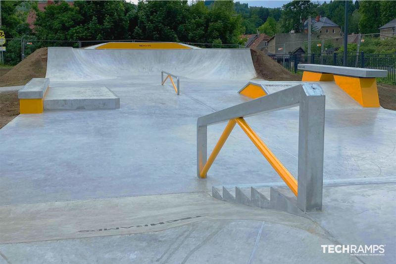 Μελέτη και κατασκευή τσιμεντένιων skateparks