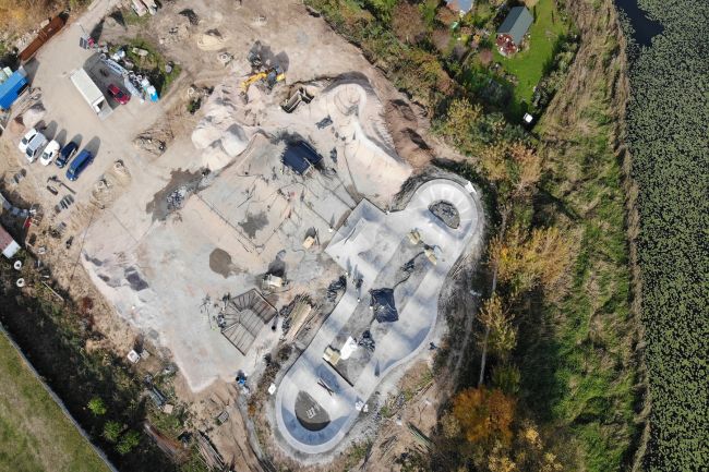 Skatepark στο Minsk Mazowiecki υπό κατασκευή Skatepark στο Minsk Mazowiecki υπό κατασκευή
