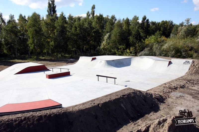 Skatepark_Betonowy_w_Trzebieży