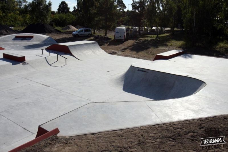 Skatepark_Betonowy_w_Trzebieży