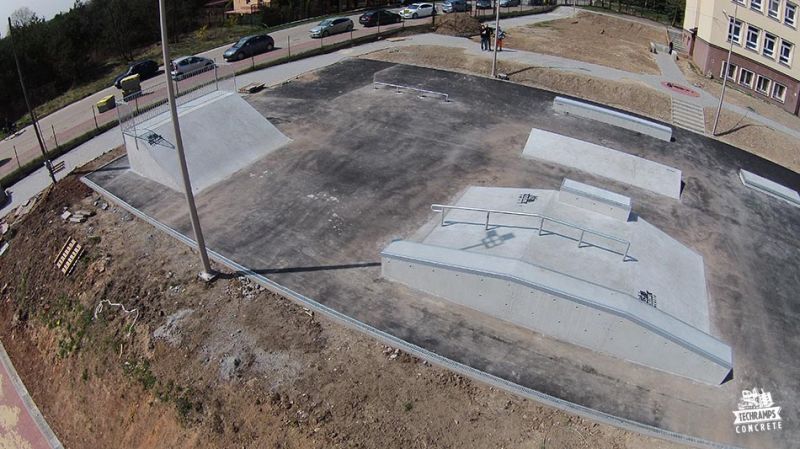 skatepark_light_concrete_slawkow