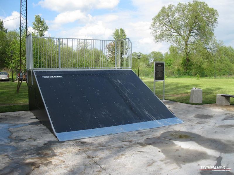 skatepark_trzebiatow