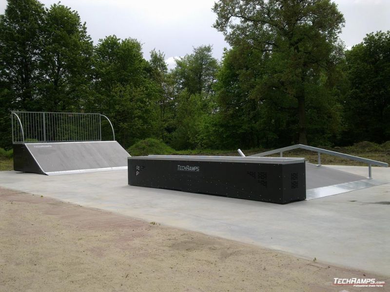 skatepark_wiazowna