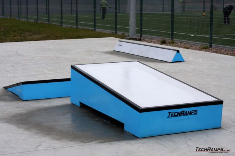 Skateplaza betonowa w Torzymiu