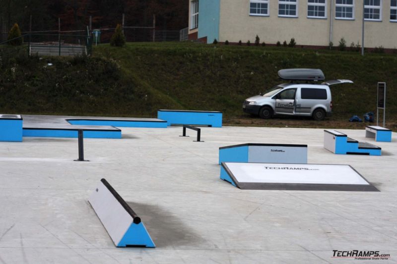 Skateplaza betonowa w Torzymiu