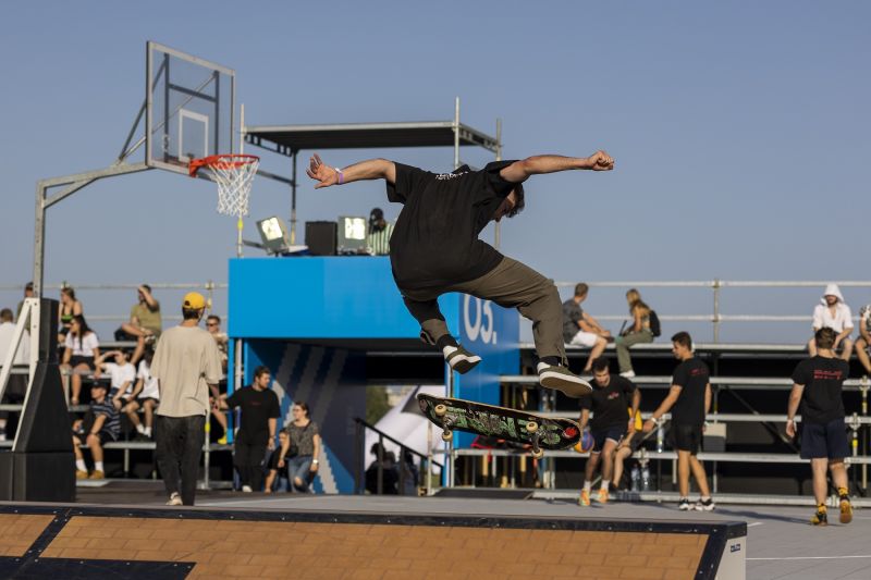 construction of a skatepark 