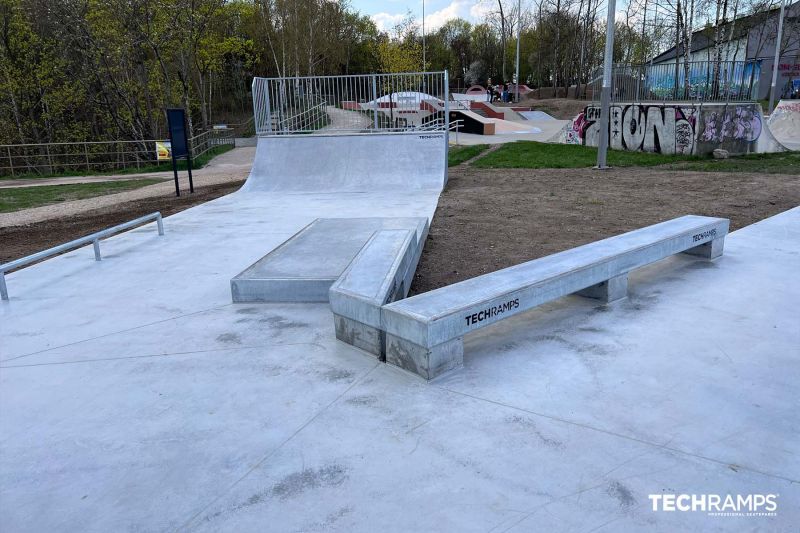 Concrete skatepark