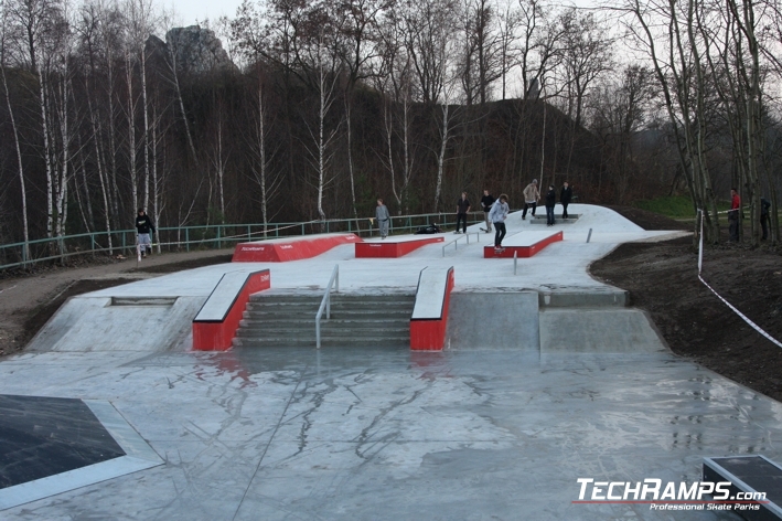 Návrh a výstavba betónových skateparkov