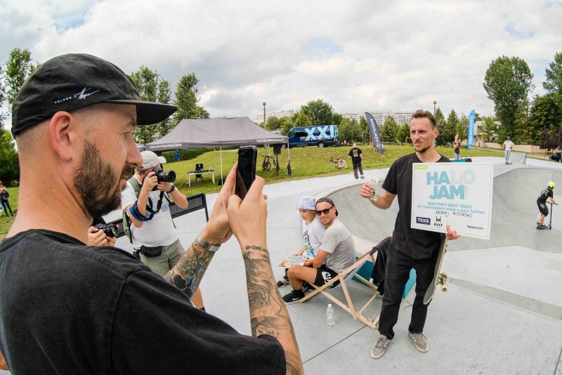 Halo Jam - Skatepark os. Widok 