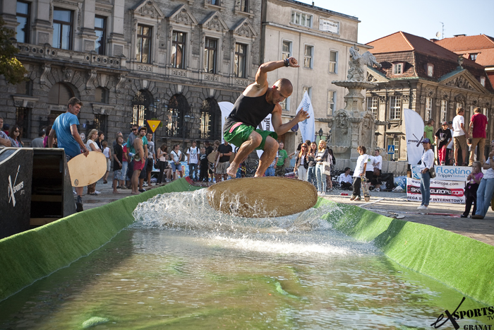 FLOATING TRIPPIN FESTIVAL - Extreme Summer 2011